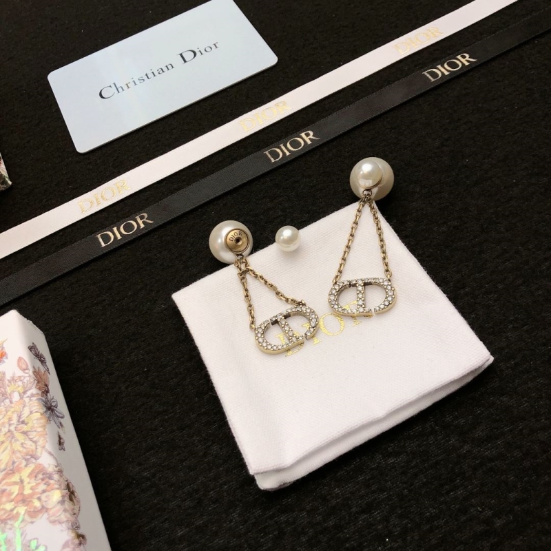 ch**an D*or earrings